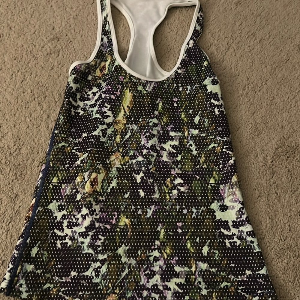 lululemon tank top